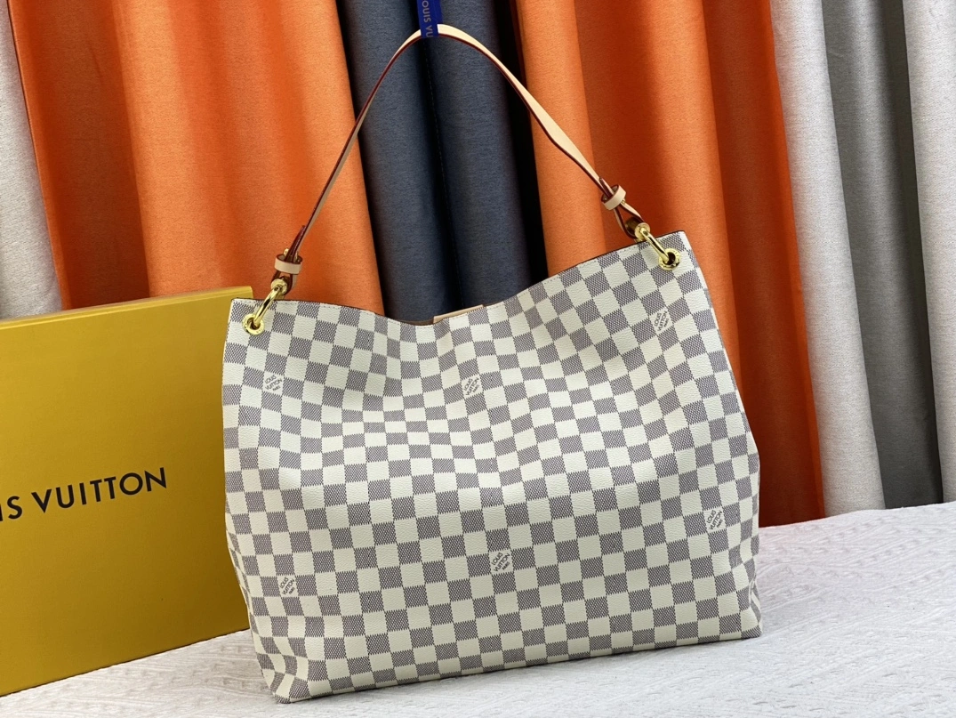 Louis Vuitton AAA Quality Shoulder Bags In Coffee For Women SmartChoice 2726