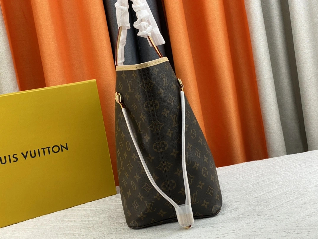 Louis Vuitton AAA Quality Shoulder Bags In Pink For Women Elegant 7477