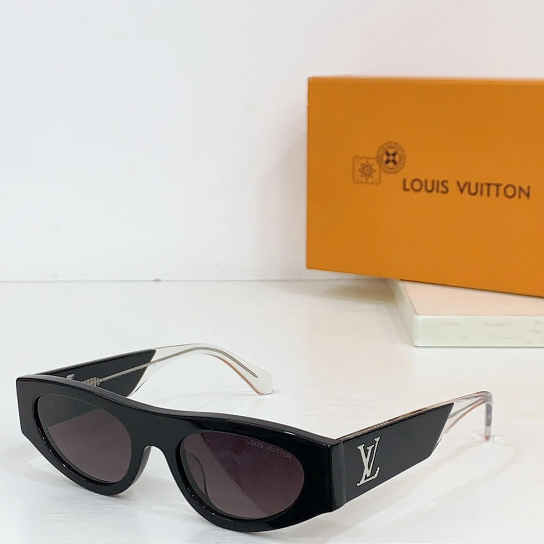 Louis Vuitton AAA Quality Sunglasses Bold 4120