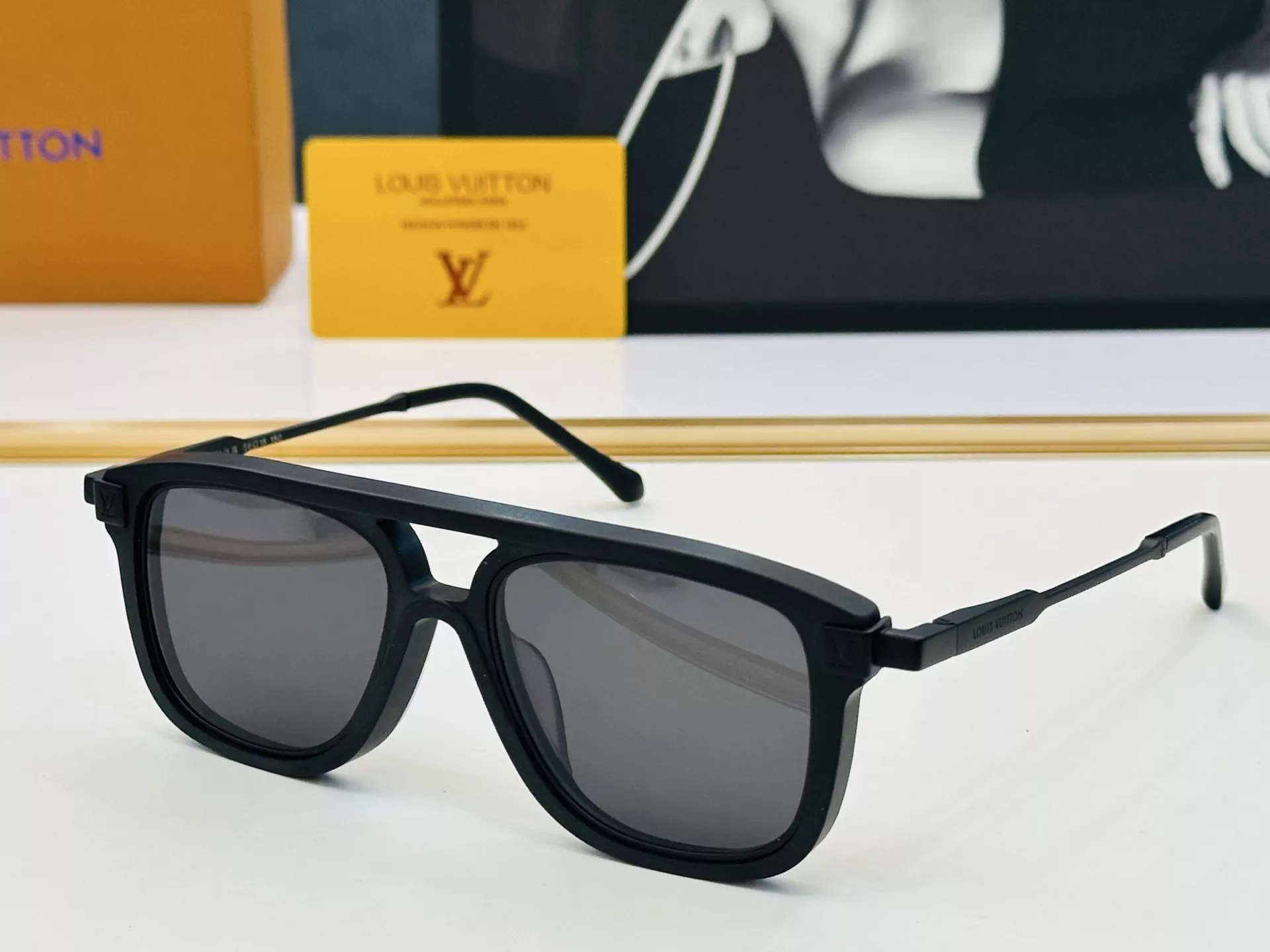 Louis Vuitton AAA Quality Sunglasses Comfortable 5308