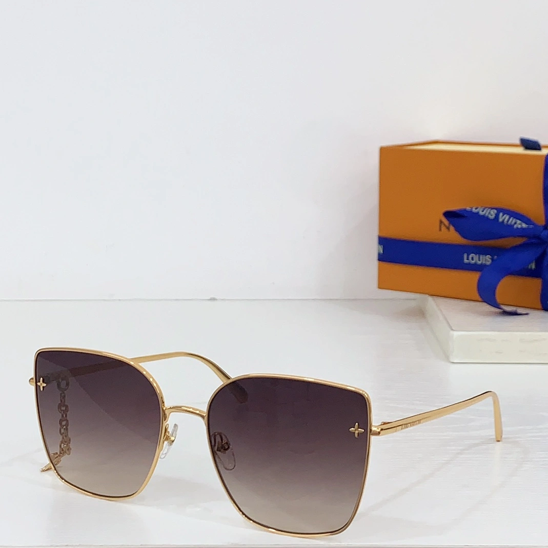 Louis Vuitton AAA Quality Sunglasses Cozy 3101