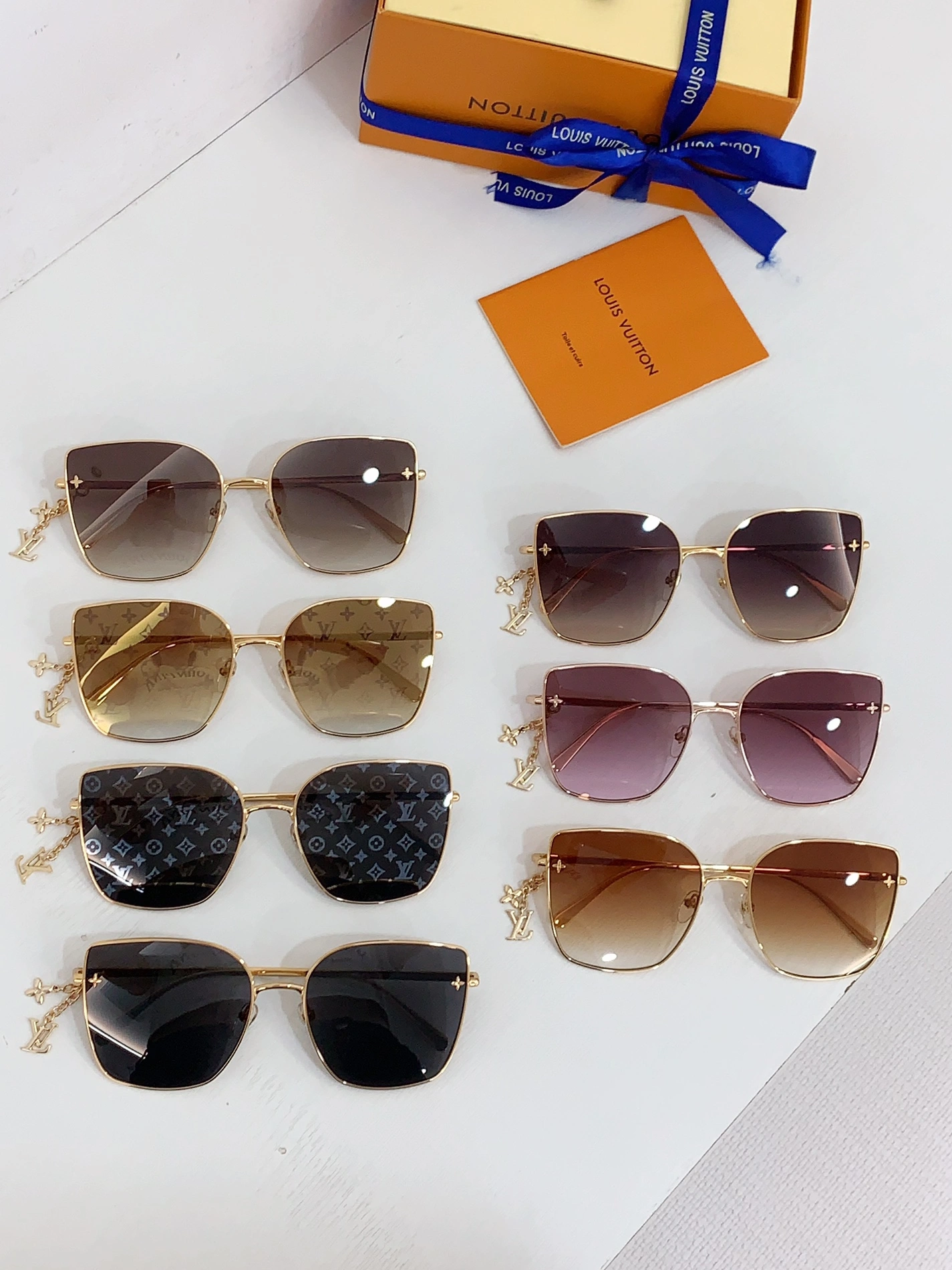Louis Vuitton AAA Quality Sunglasses Cozy 3101