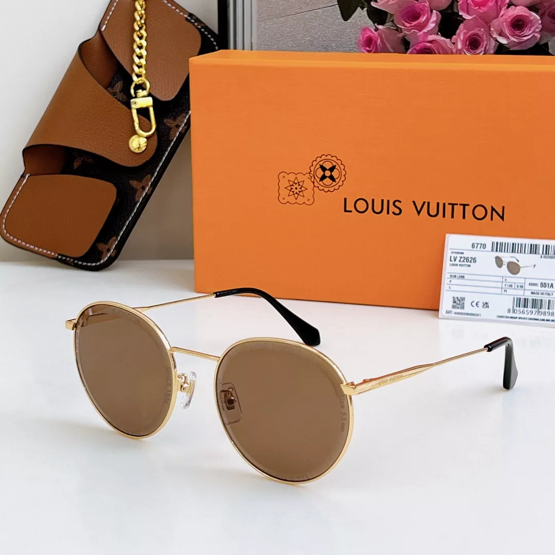 Louis Vuitton AAA Quality Sunglasses DailyWear 615