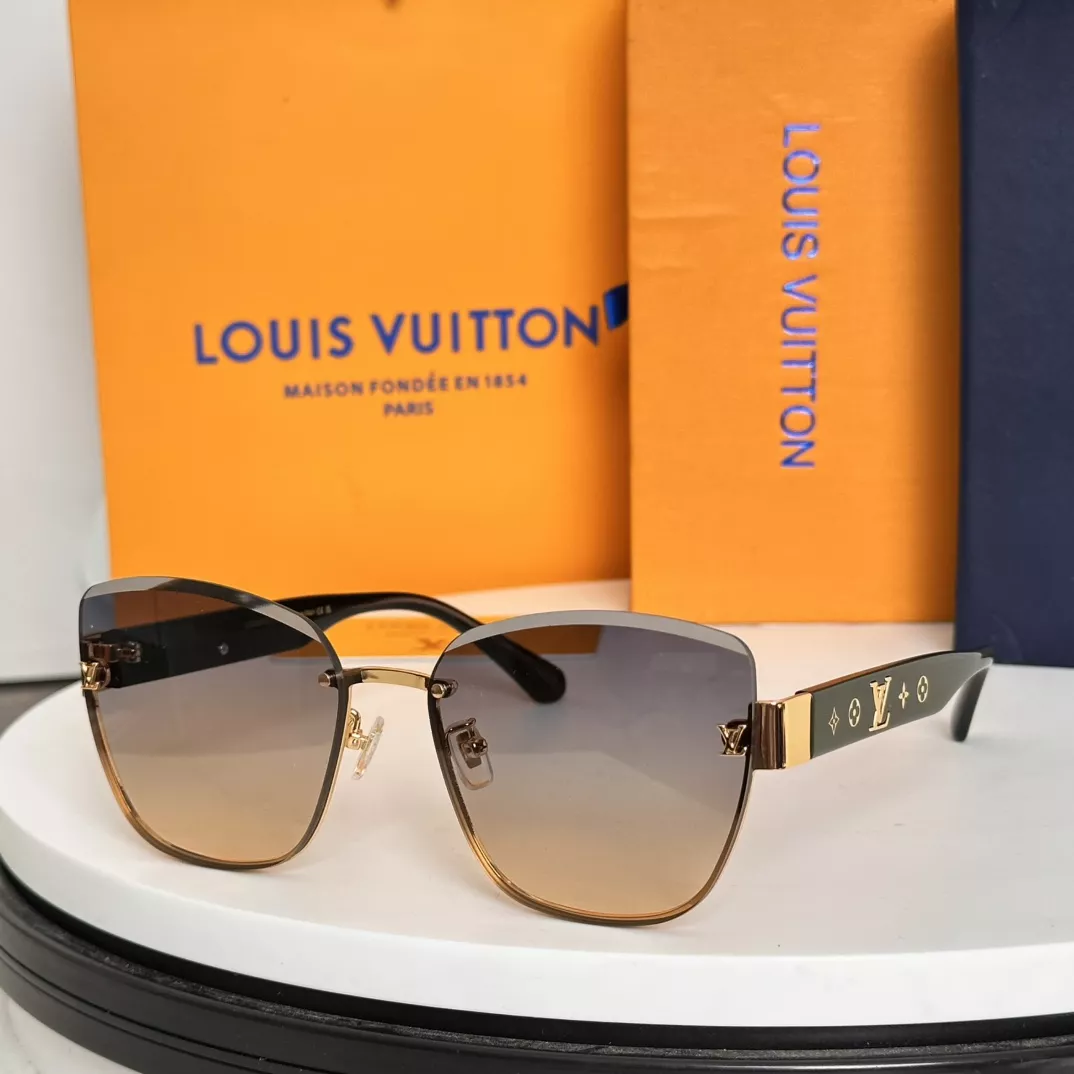 Louis Vuitton AAA Quality Sunglasses Durable 4355