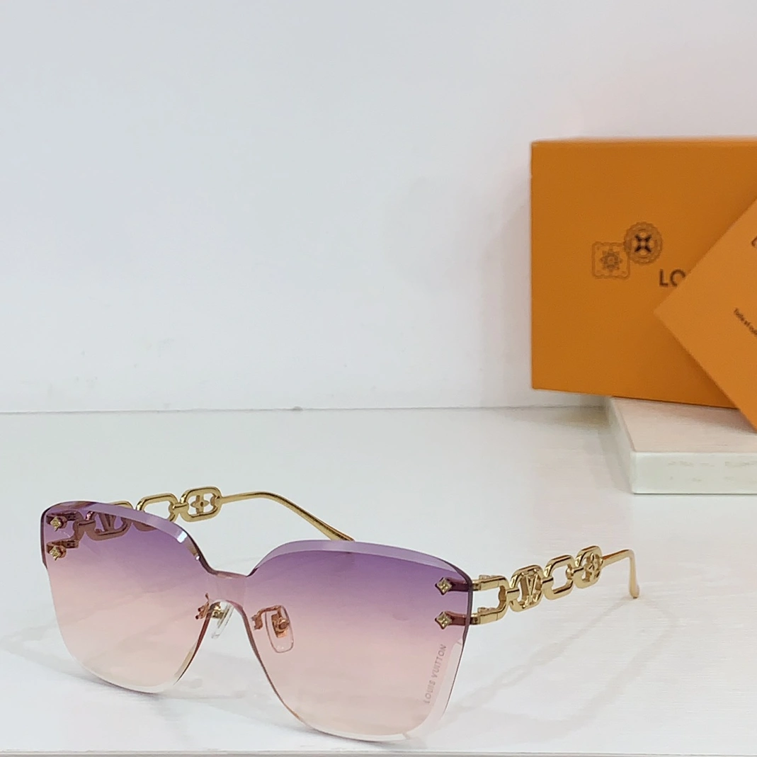 Louis Vuitton AAA Quality Sunglasses Durable 4467