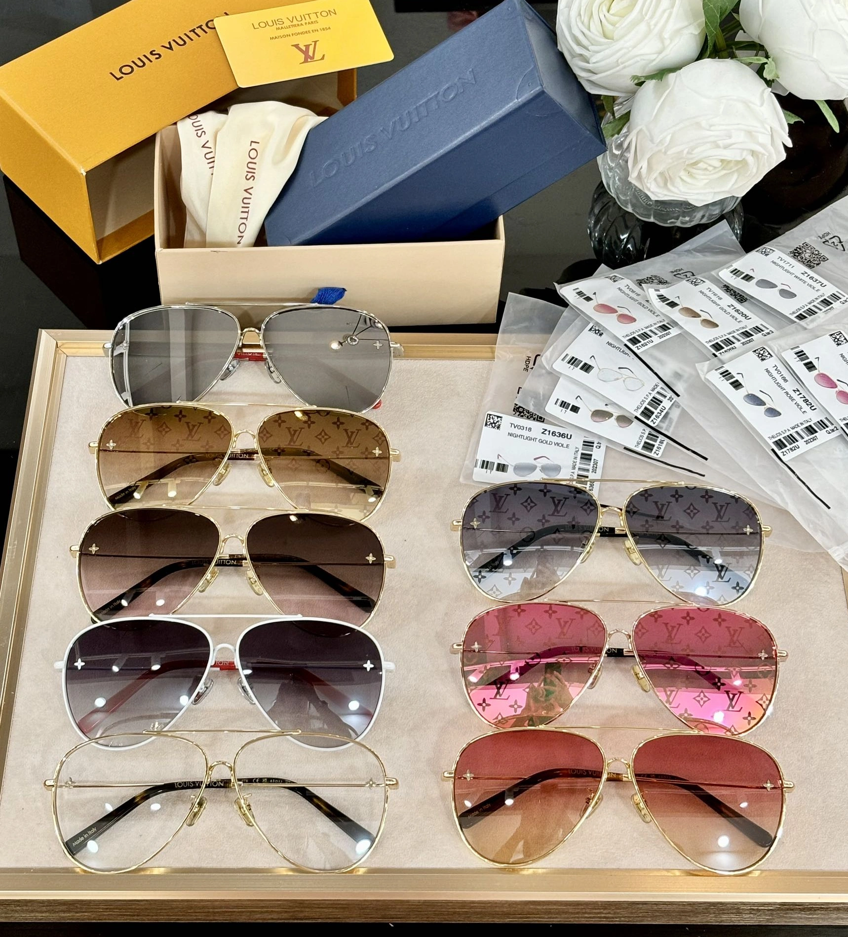 Louis Vuitton AAA Quality Sunglasses EasyMatch 7227