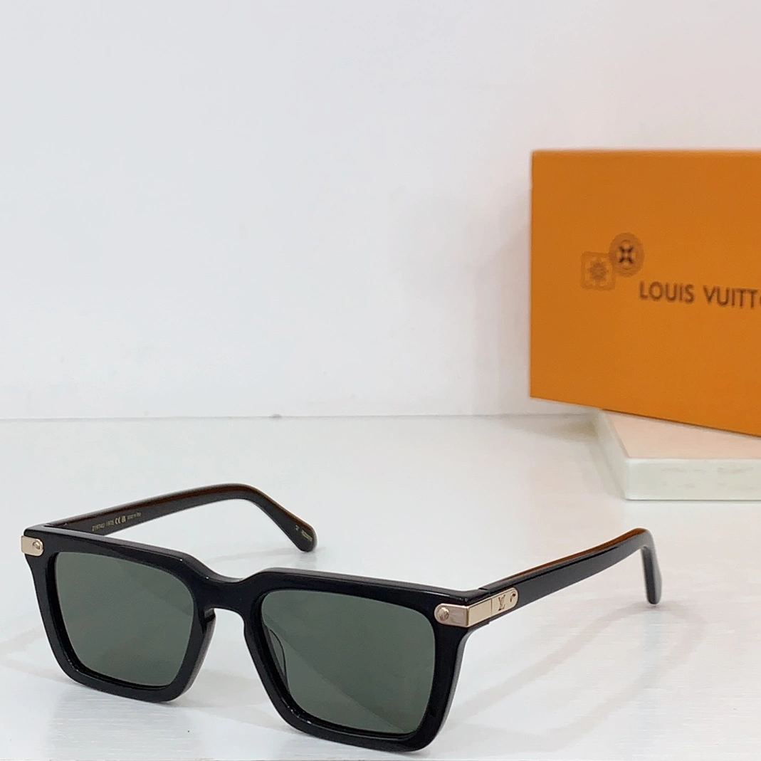 Louis Vuitton AAA Quality Sunglasses Minimalist 2739