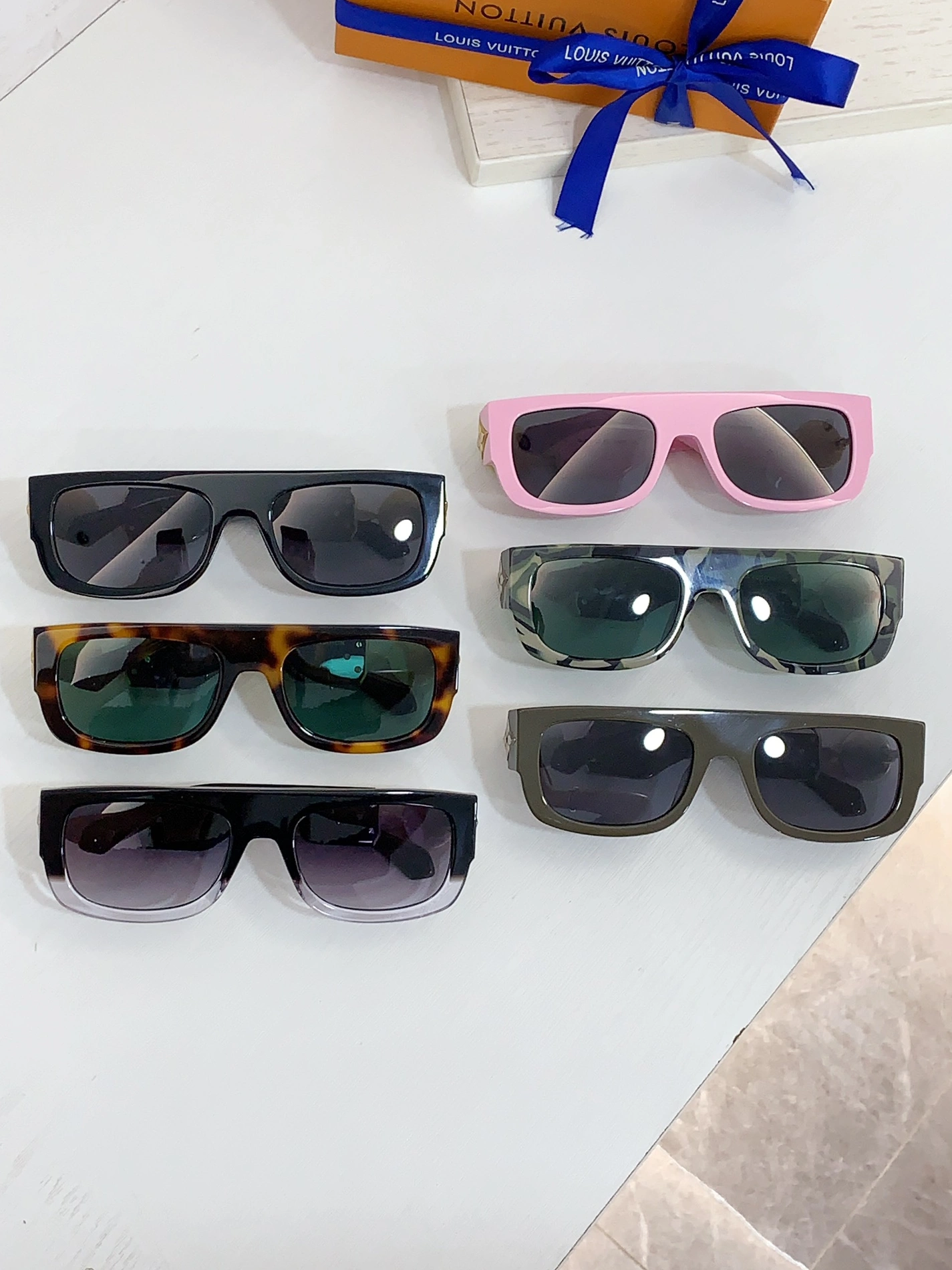 Louis Vuitton AAA Quality Sunglasses Reliable 6680