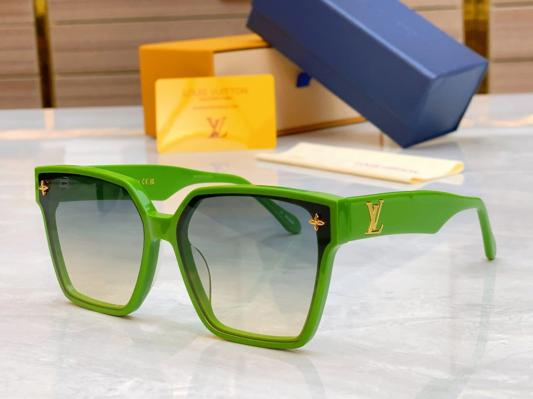 Louis Vuitton AAA Quality Sunglasses Reliable 8637