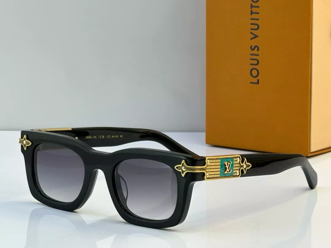 Louis Vuitton AAA Quality Sunglasses SmartChoice 1880