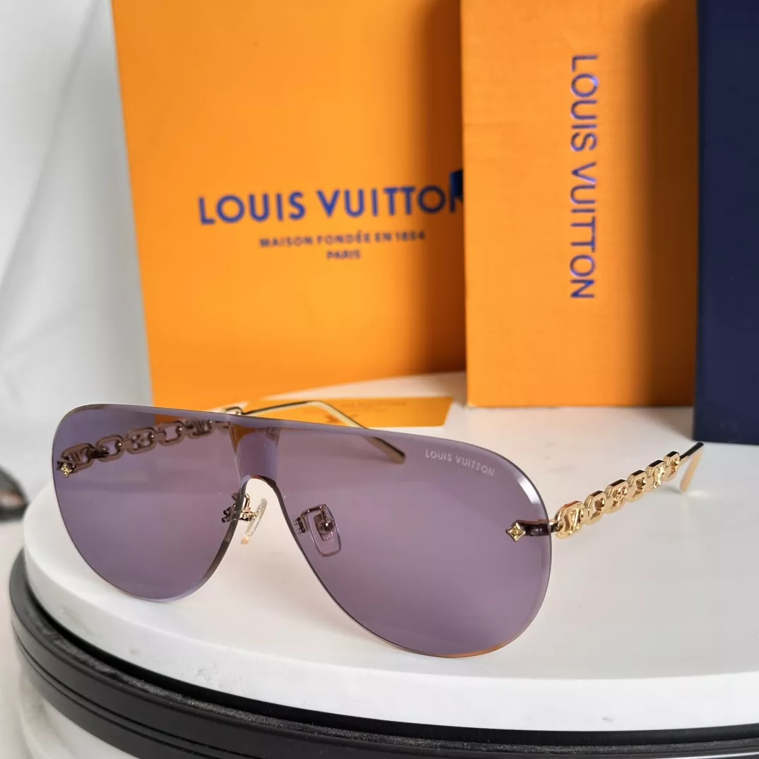 Louis Vuitton AAA Quality Sunglasses SportInspired 2805