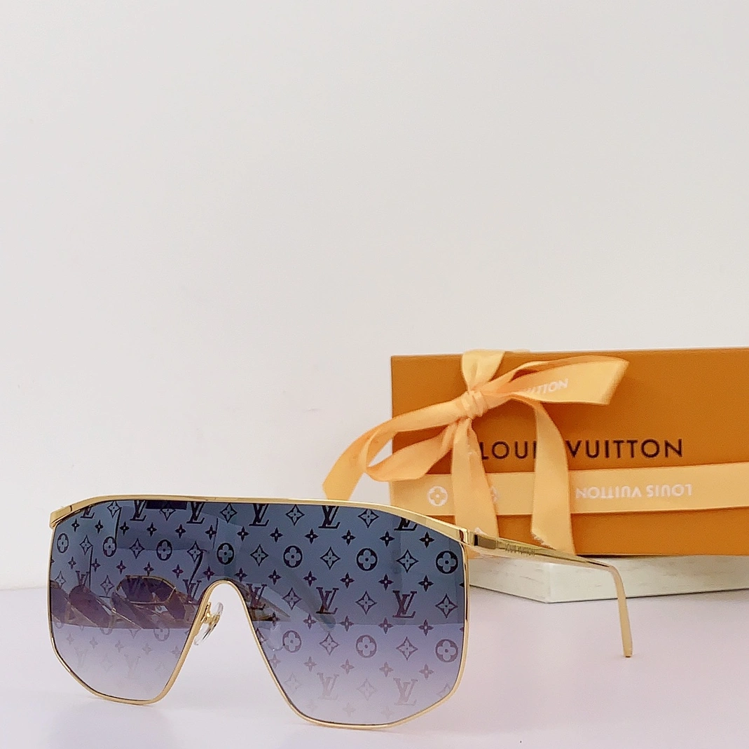 Louis Vuitton AAA Quality Sunglasses StreetReady 3907