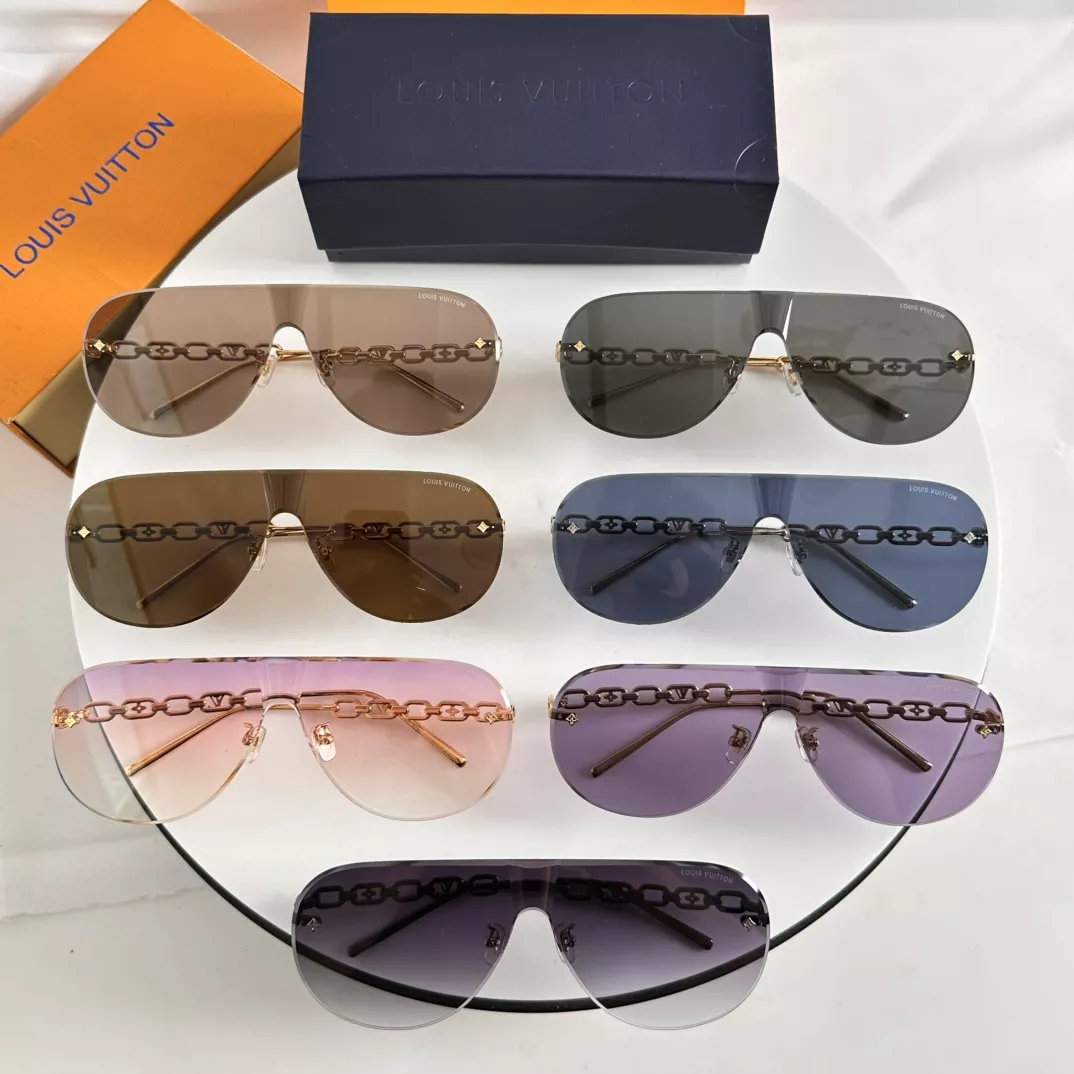 Louis Vuitton AAA Quality Sunglasses Trendsetting 7039
