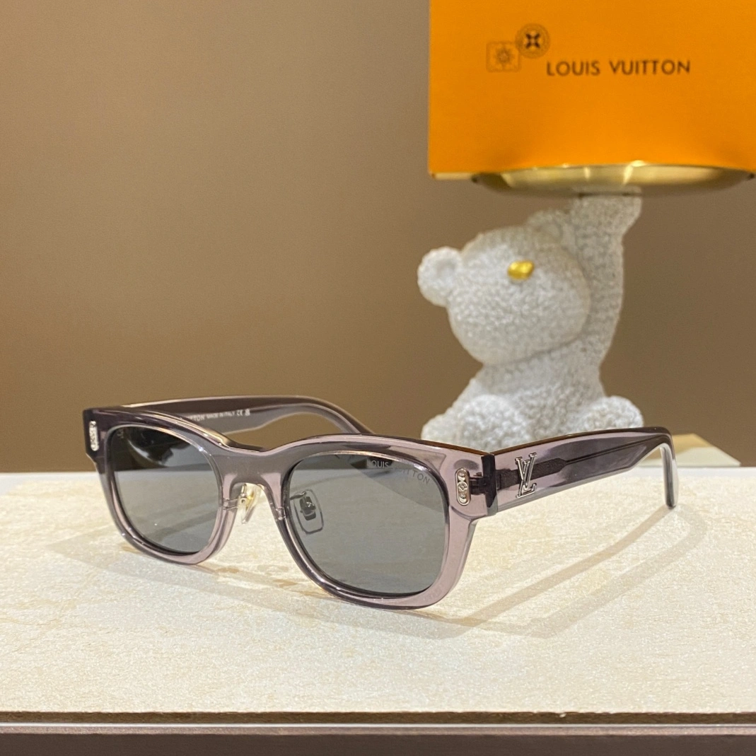 Louis Vuitton AAA Quality Sunglasses Trendy 2391