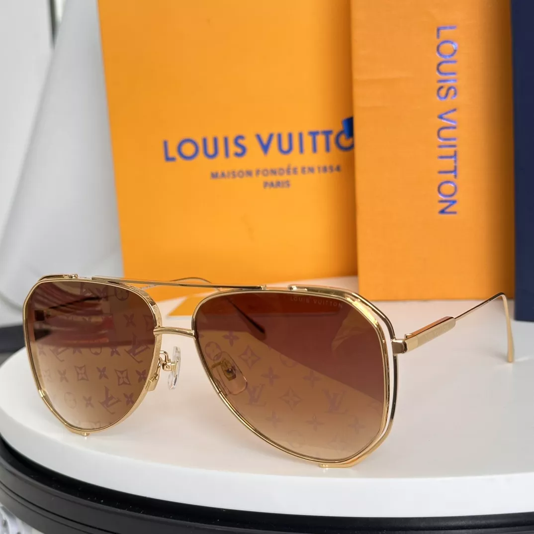 Louis Vuitton AAA Quality Sunglasses Unique 7355