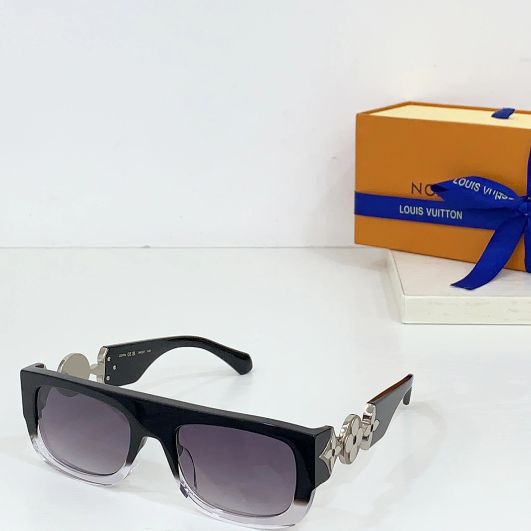 Louis Vuitton AAA Quality Sunglasses Versatile 779