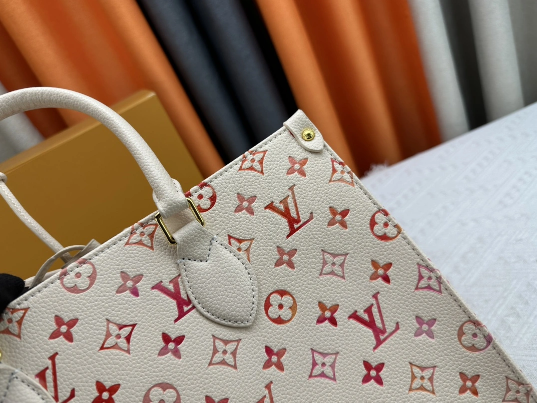 Louis Vuitton AAA Quality Tote-Handbags For Unisex EyeCatching 6474