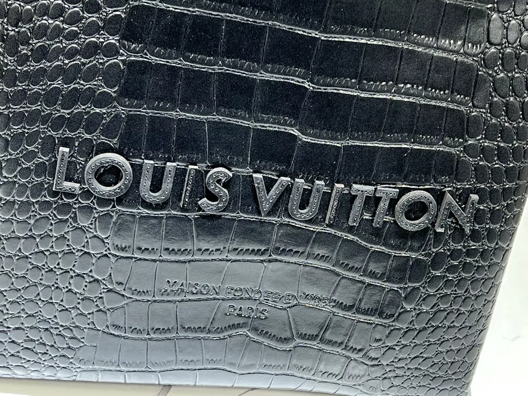 Louis Vuitton AAA Quality Tote-Handbags For Women Bold 401