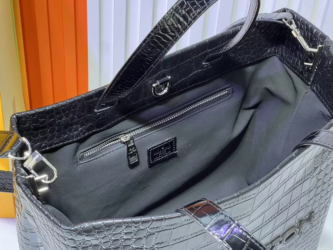 Louis Vuitton AAA Quality Tote-Handbags For Women Bold 401
