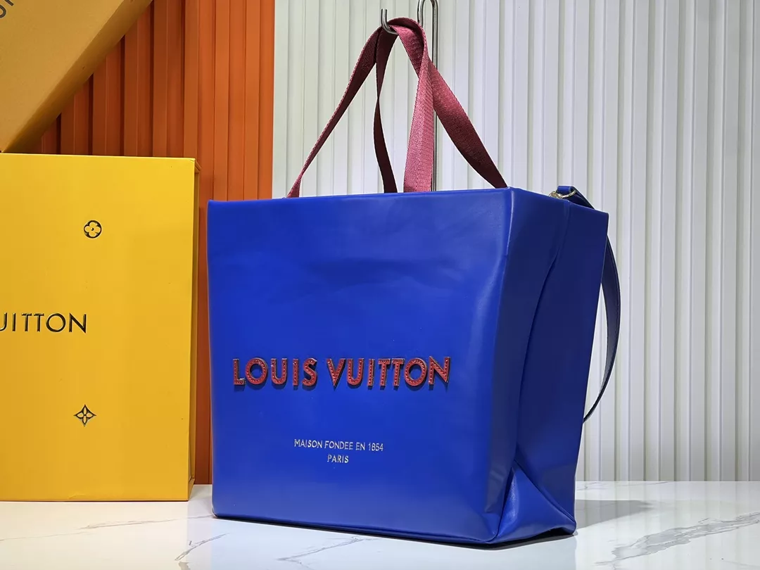 Louis Vuitton AAA Quality Tote-Handbags For Women Comfortable 3323