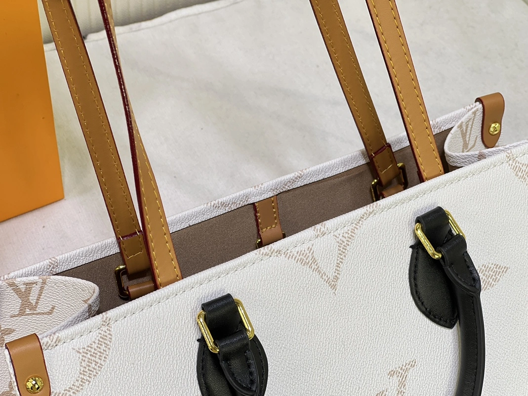 Louis Vuitton AAA Quality Tote-Handbags For Women DailyWear 7450