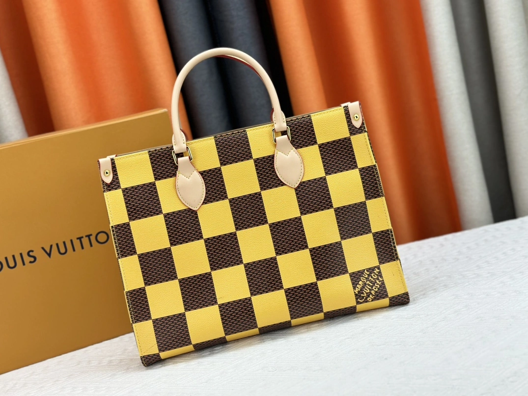 Louis Vuitton AAA Quality Tote-Handbags For Women EyeCatching 9178