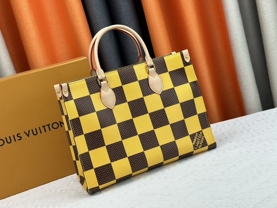 Louis Vuitton AAA Quality Tote-Handbags For Women EyeCatching 9178