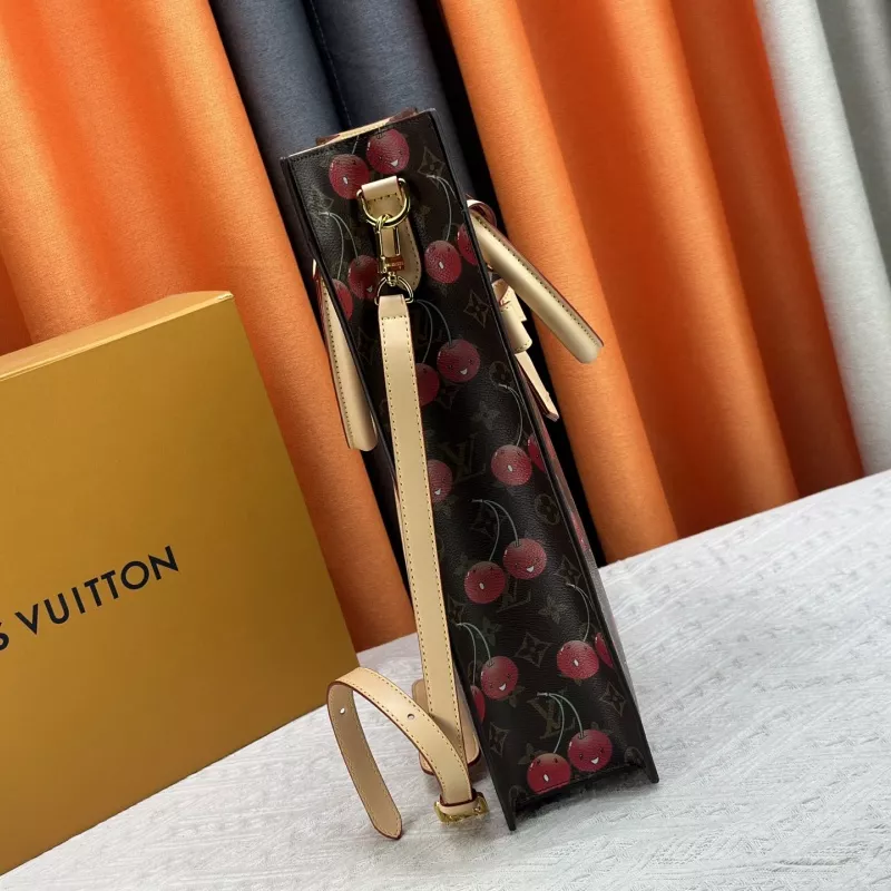 Louis Vuitton AAA Quality Tote-Handbags For Women Flexible 1721