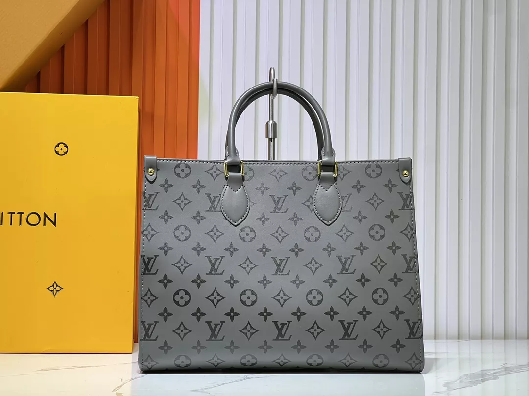 Louis Vuitton AAA Quality Tote-Handbags For Women GoAnywhere 4716