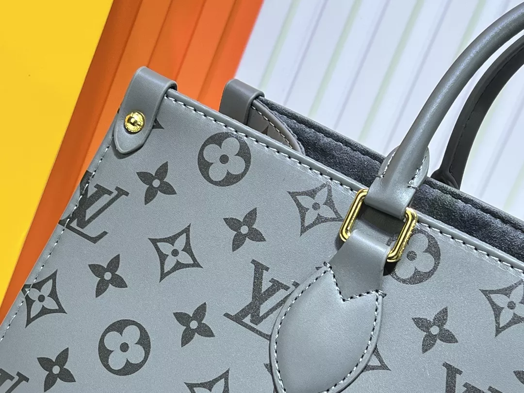 Louis Vuitton AAA Quality Tote-Handbags For Women GoAnywhere 4716