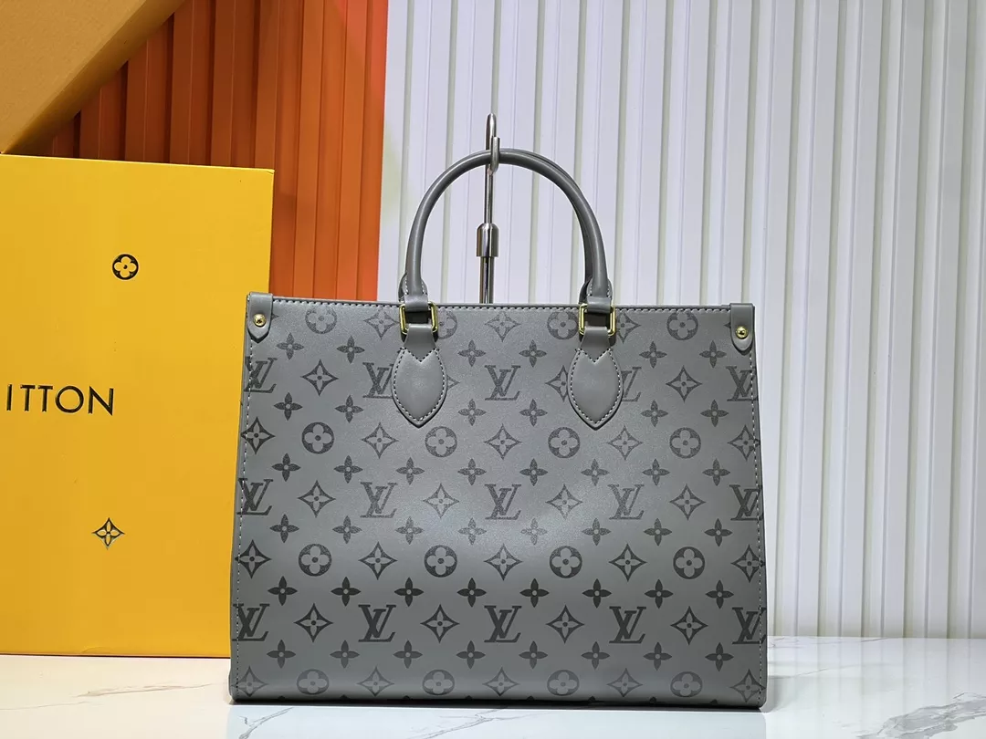 Louis Vuitton AAA Quality Tote-Handbags For Women GoAnywhere 4716
