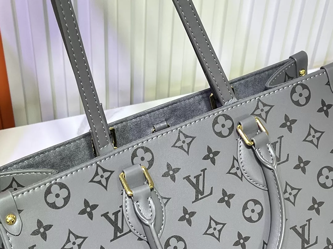 Louis Vuitton AAA Quality Tote-Handbags For Women GoAnywhere 4716