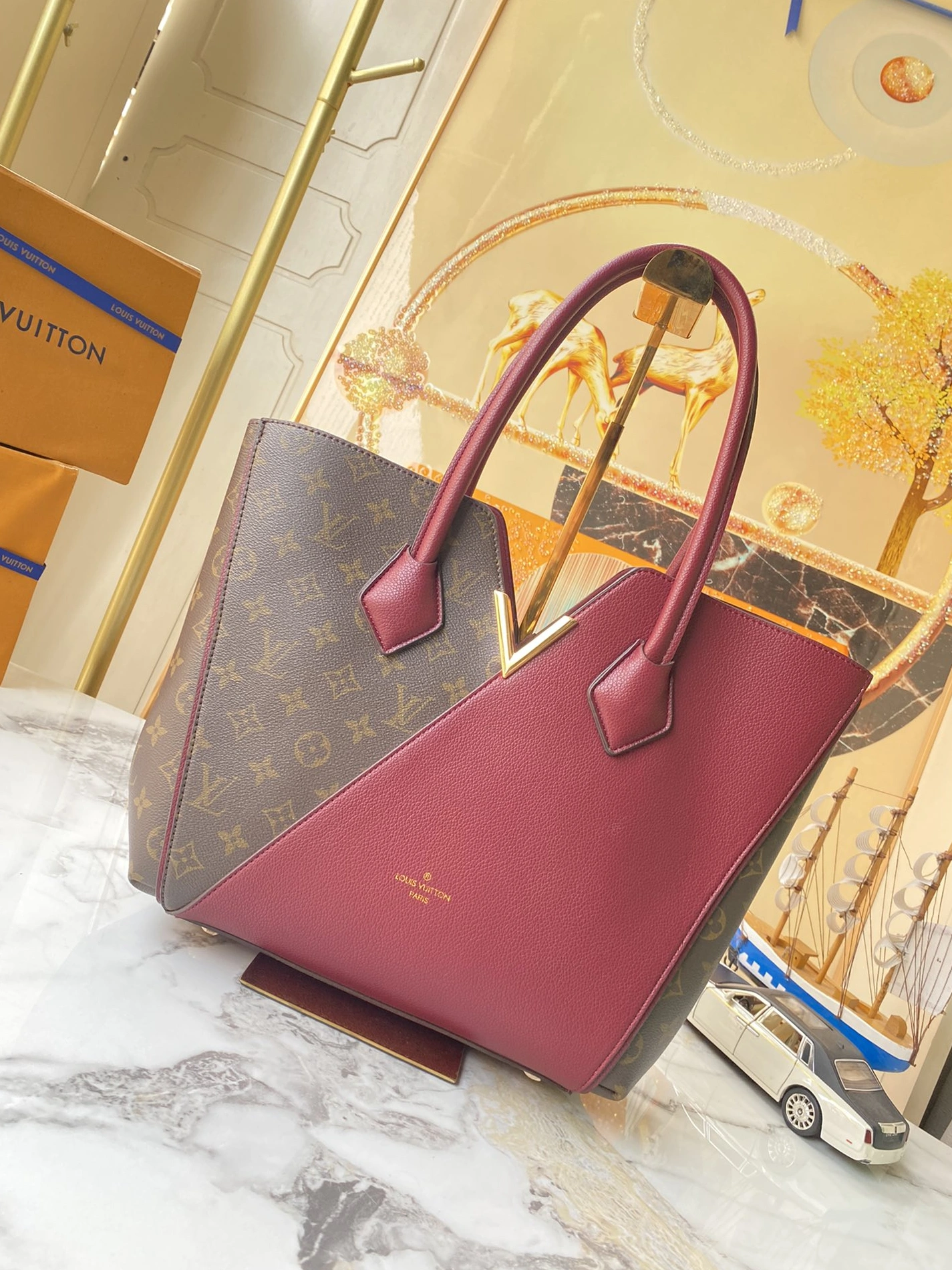Louis Vuitton AAA Quality Tote-Handbags For Women SportInspired 8937