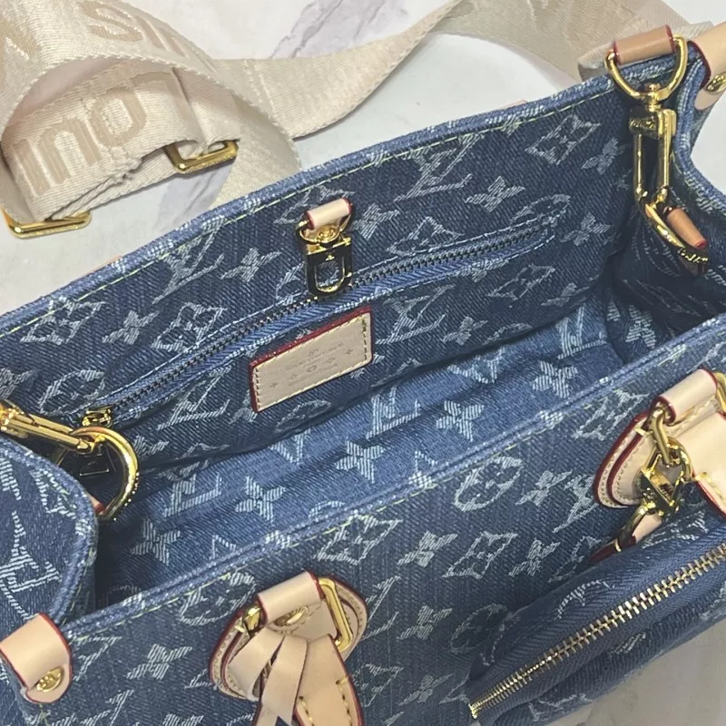 Louis Vuitton AAA Quality Tote-Handbags For Women WellDesigned 7468