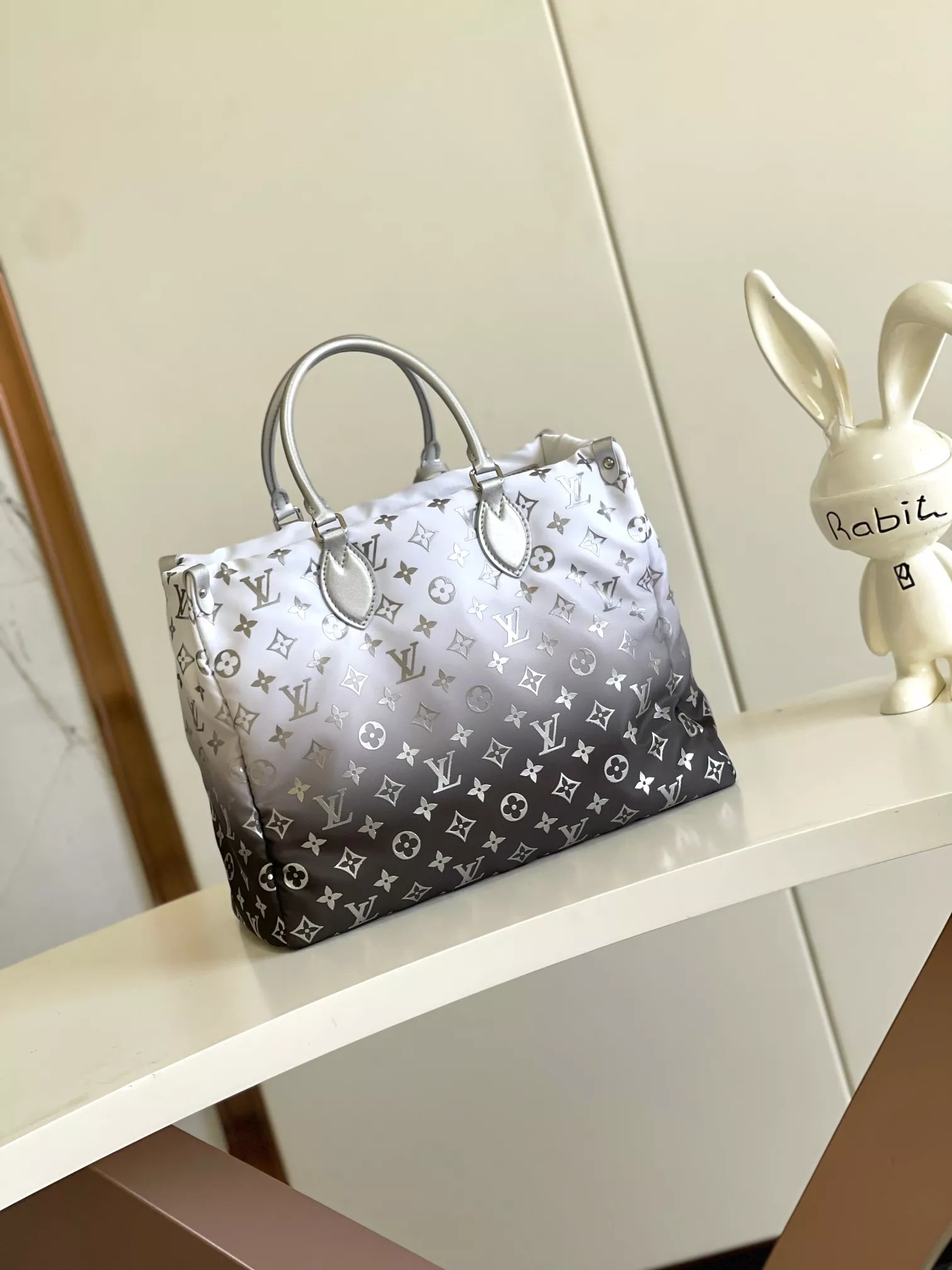 Louis Vuitton AAA Quality Tote-Handbags Lightweight 1112