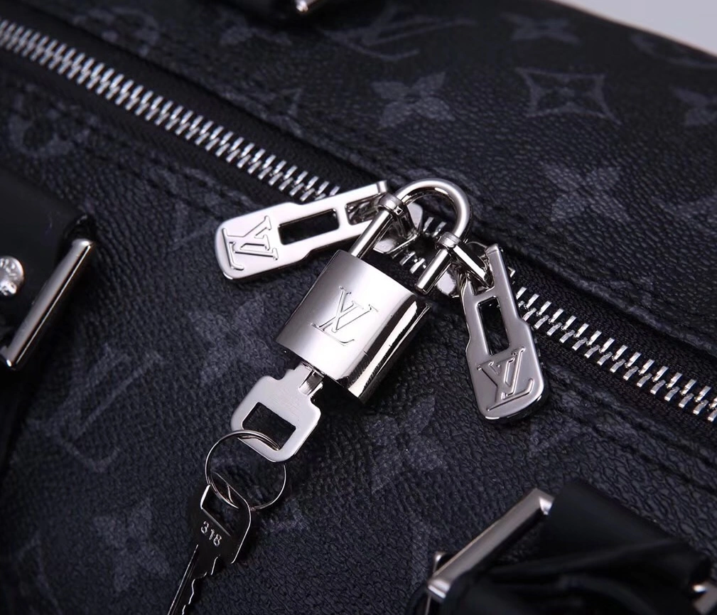 Louis Vuitton AAA Quality Travel Bags DailyWear 7498