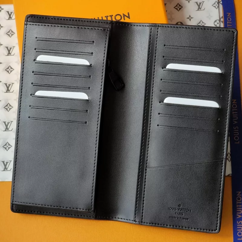Louis Vuitton AAA Quality Wallets AllSeason 3181