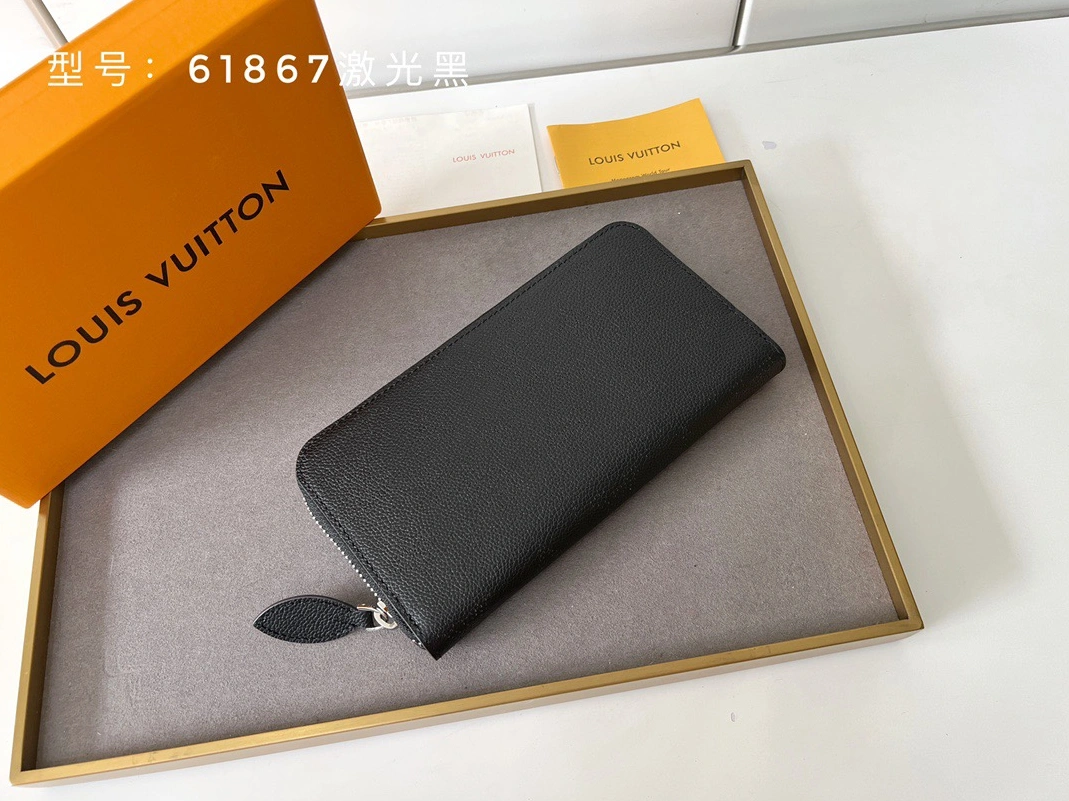 Louis Vuitton AAA Quality Wallets AllSeason 7398