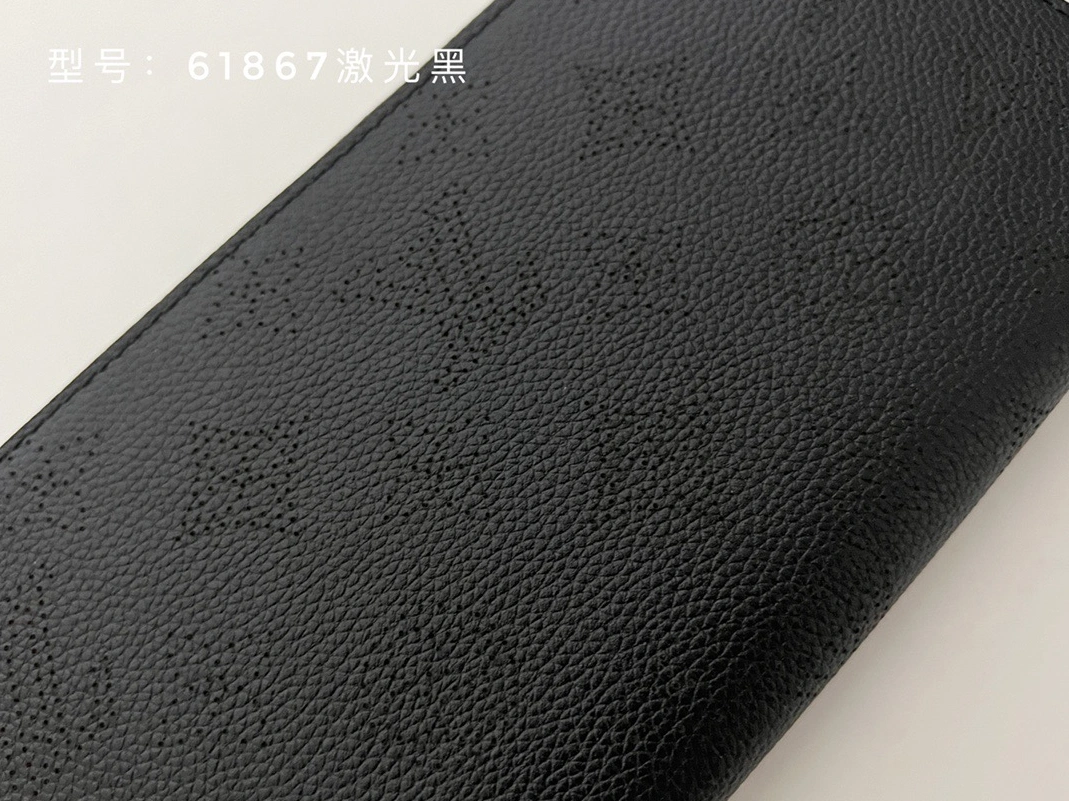 Louis Vuitton AAA Quality Wallets AllSeason 7398