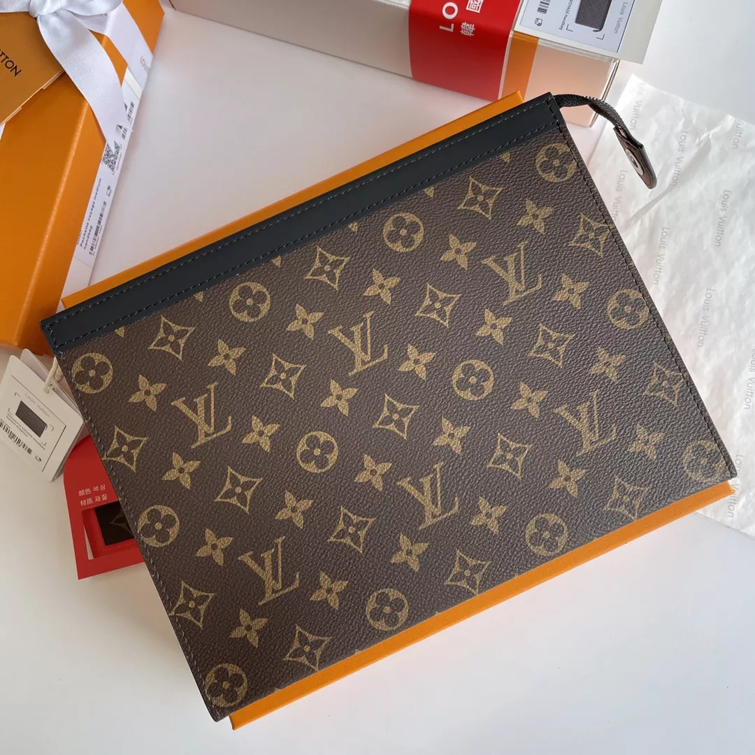 Louis Vuitton AAA Quality Wallets Bold 189