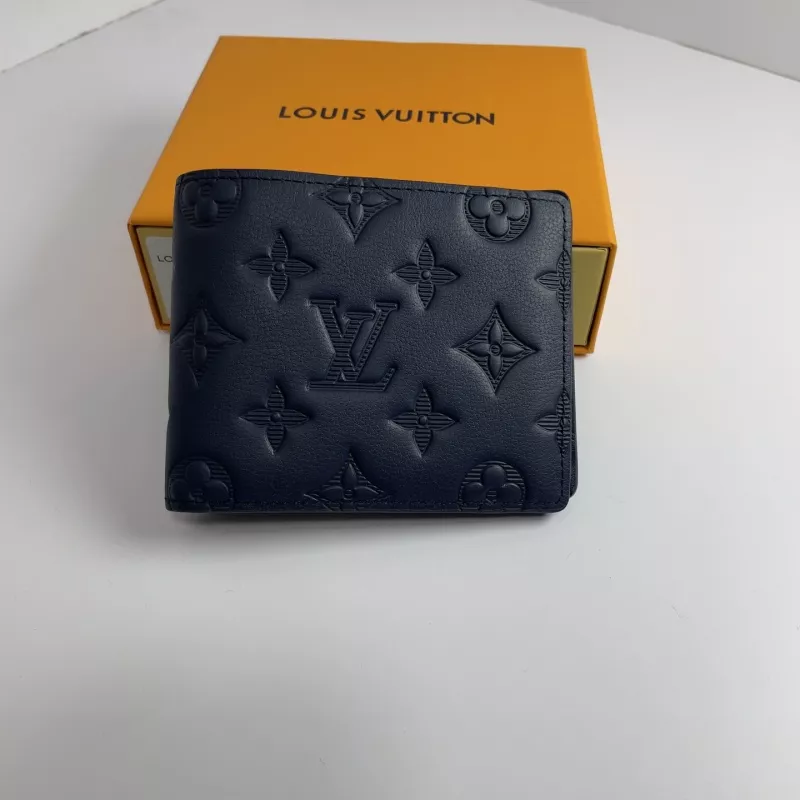 Louis Vuitton AAA Quality Wallets Classic 868