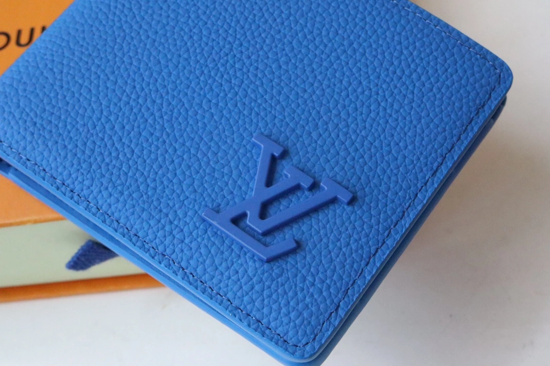 Louis Vuitton AAA Quality Wallets Comfortable 3652