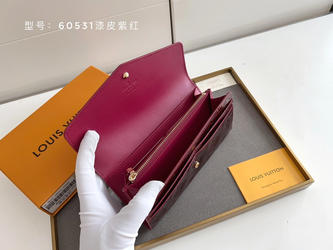 Louis Vuitton AAA Quality Wallets Cozy 2754