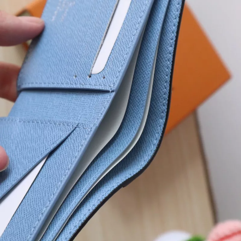 Louis Vuitton AAA Quality Wallets DailyWear 7097