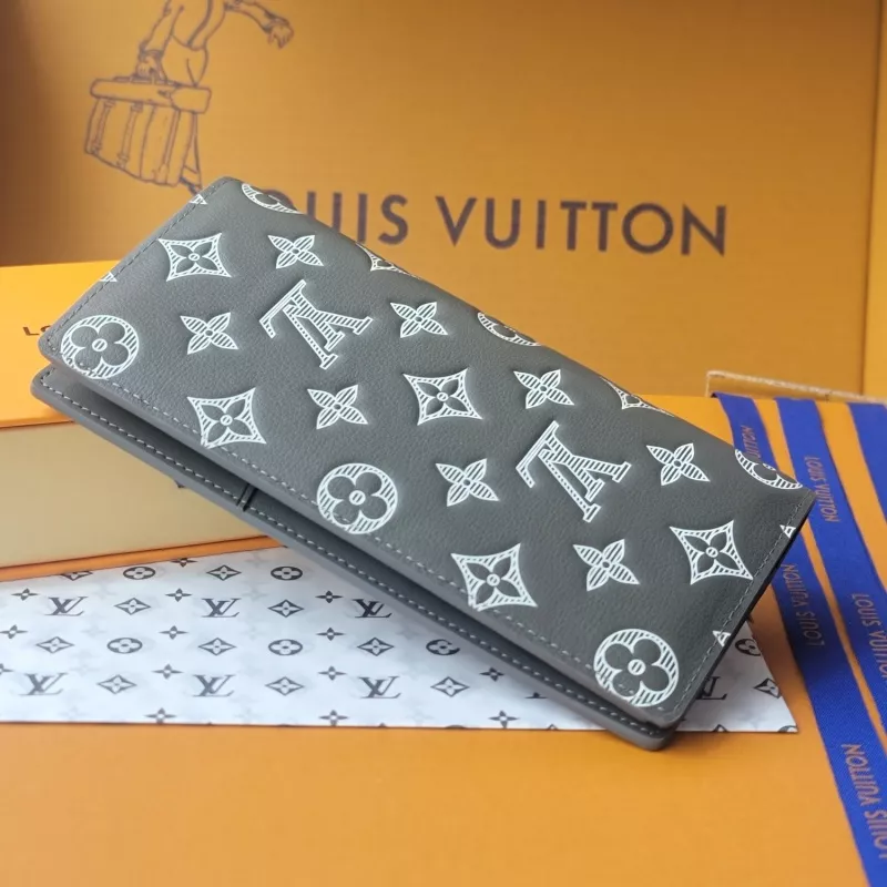 Louis Vuitton AAA Quality Wallets Durable 3902