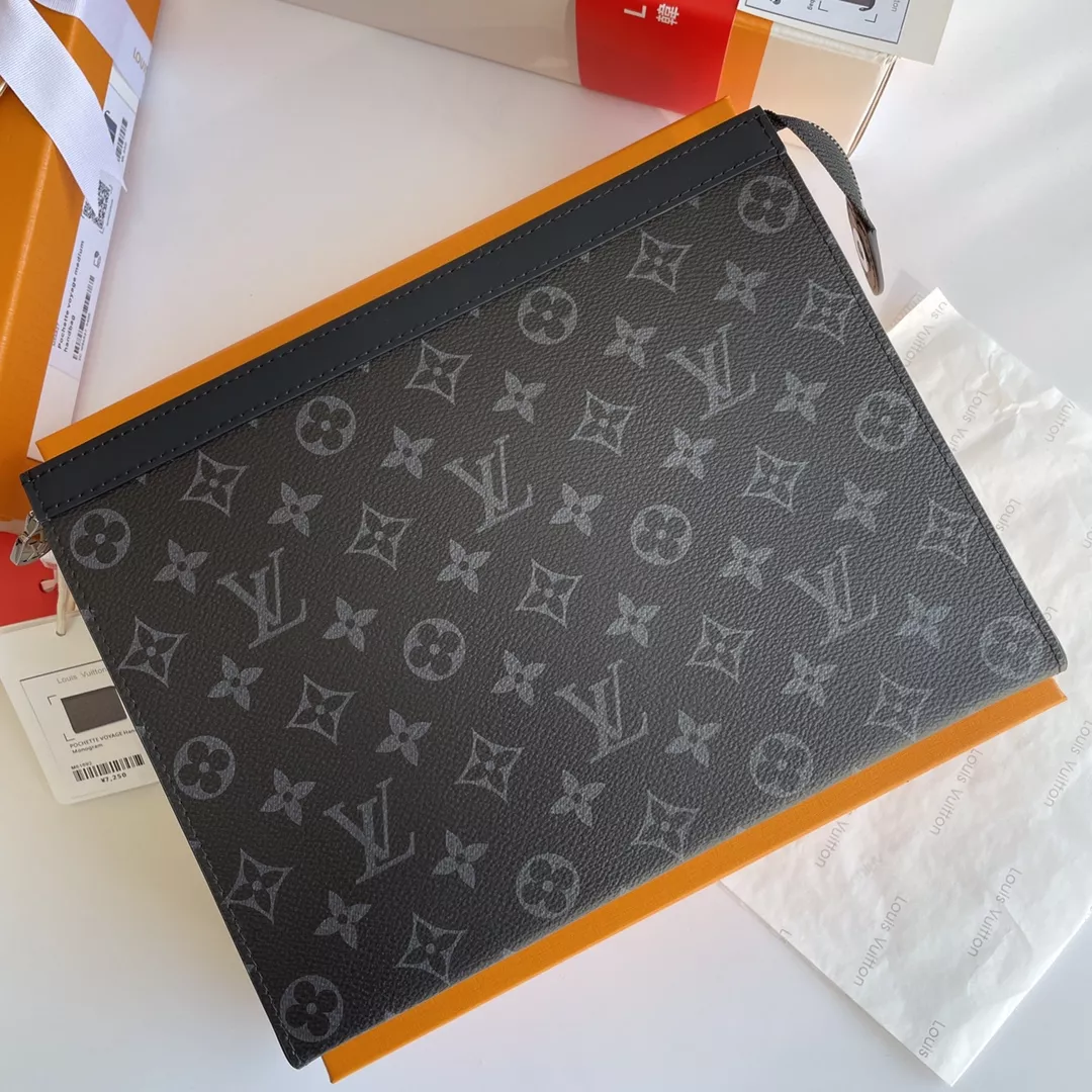 Louis Vuitton AAA Quality Wallets EyeCatching 9192