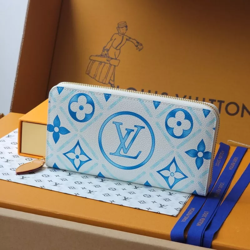 Louis Vuitton AAA Quality Wallets Fashionable 1745