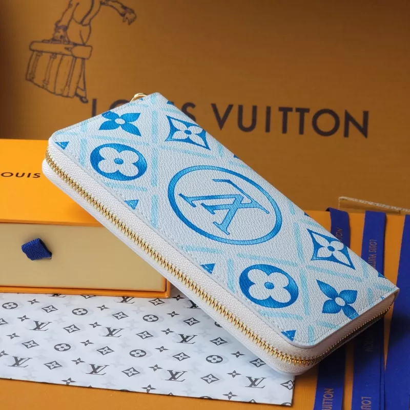 Louis Vuitton AAA Quality Wallets Fashionable 1745