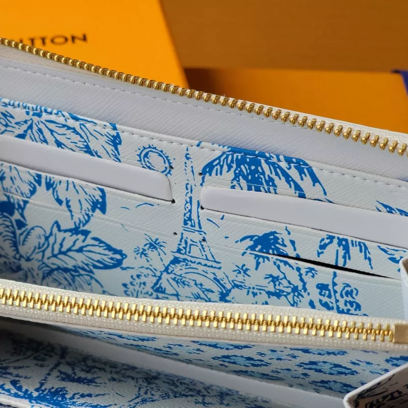 Louis Vuitton AAA Quality Wallets Fashionable 1745