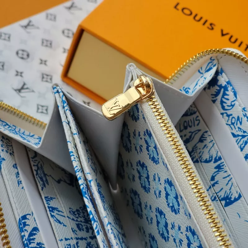 Louis Vuitton AAA Quality Wallets Fashionable 1745
